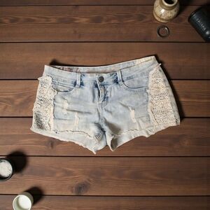 Vanilla Star Light Blue Jean Shorts with Crochet Details Sz:9 Y2k Festival Boho